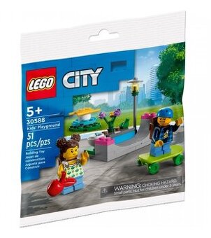 Lego city 30588 dětské hřiště.