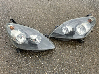 Přední světlo Zafira B