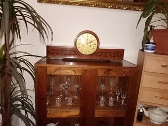 Staré Řejmne pendlové hodiny dobrém stavu