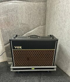 PRODÁM Vox ac15C2 + case na kolačkách