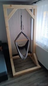 Hojdavak se stojanem