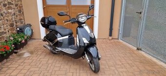 ZNEN ZN125T-F,OBSAH 125 CCM,RETRO STYLE