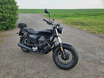 Moto Guzzi V9 Bobber