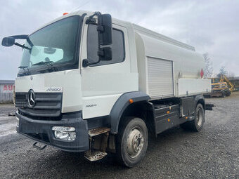 MERCEDES BENZ ATEGO 1524 4x4,R.V. 2015 CISTERNA NA PHM