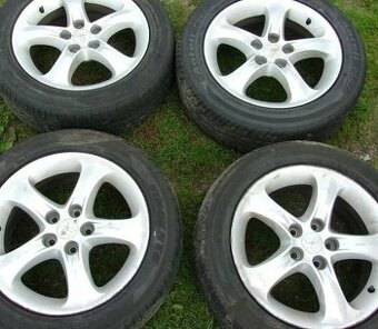 Alu kola 5x114,3 7J R17 ET46 pneu jsou sjeté