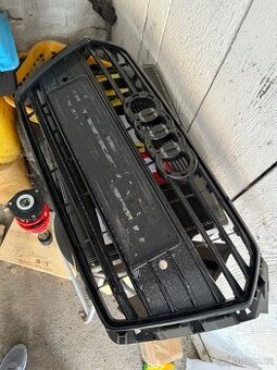 Maska Audi A4 B9