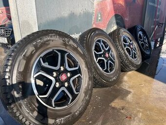 Fiat Ducato alukola 5x130 pneu Michelin