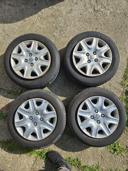 4x Disk 15" ET23 6Jx15 6J15H2, včetně zimního pneu +