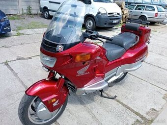 Honda PC 800 Pacific coast - 1