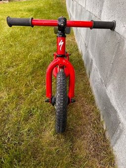 Dětské odrážedlo Specialized Hotwalk 12” červené