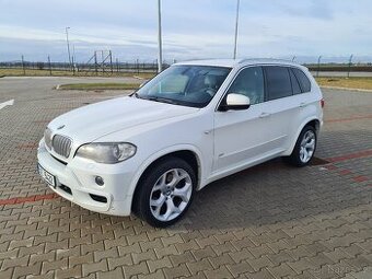 BMW X5 4.8i e70 261kW Nájezd 174tis km