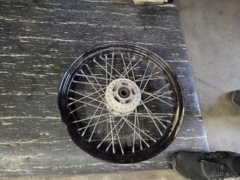 Přední kolo Harley Davidson dyna 19x2.50