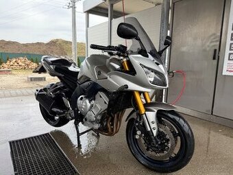 Yamaha FZ1
