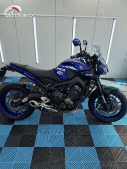 Yamaha MT-09 - 1