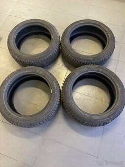 Zimní pneu 215/55 R18 Matador