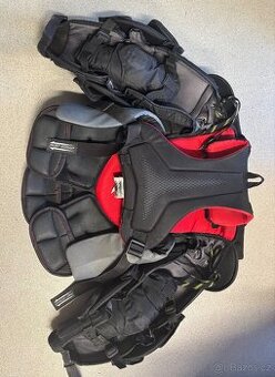 Brankářská vesta Bauer Vapor X2,9 senior
