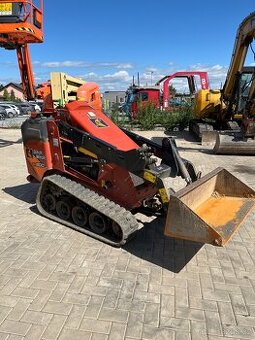 Pásový mininakladač Ditch Witch SK800