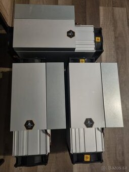 Ant miner K7 63,5 Th/s a 58 Th/s