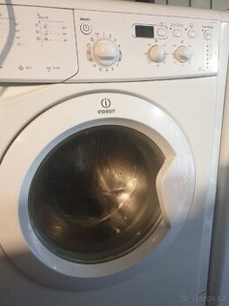 Pračka Indesit