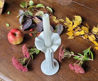 Starožitný porcelánový svícen (Německo)