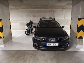 Nabízím parkování motorky v garáži