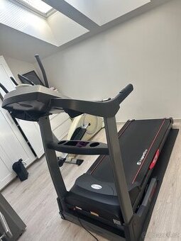 Běžecký pás Insportline