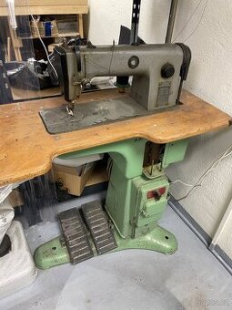 Průmyslový šicí stroj na kůži MINERVA 72122-101