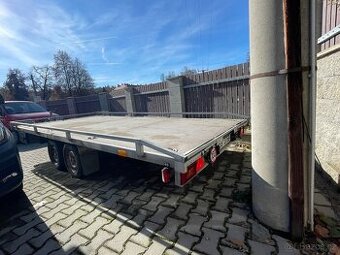 VLEK NA AUTA - AGADOS