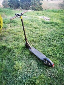 Elektrická koloběžka Xiaomi Mi Electric Scooter Pro 2