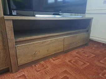 Stolek pod TV