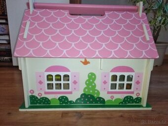 Domeček pro panenky