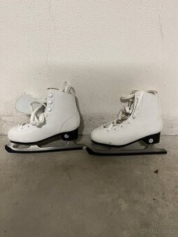 Dívčí lední brusle velikost 33