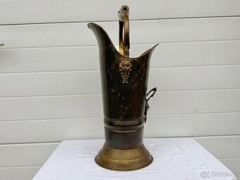 Mosazný uhlák zdobení hlavy lvů držadlo keramika