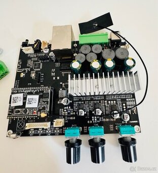 Up2Stream Amp 2.1 - Deska bezdrátového 2.1 zesilovače