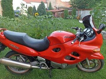 Suzuki 600 F GSX