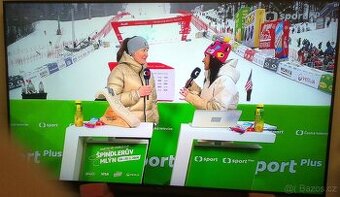 Prodam Smart WiFi 4K UHD QLED TV Samsung QE55Q70RAT-139cm(55