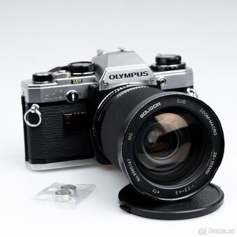 Olympus OM-10 a objektiv 28-105mm