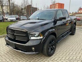 DODGE RAM SPORT 5.7 HEMI—2017–RAM BOX—ALL BLACK—ZÁRUKA 1 ROK