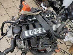 BMW motor N53 N53B30A - 1