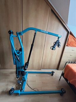Pojízdný elektrický zvedák otočný Foldo AKS