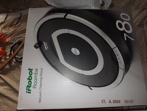 Prodám robotický vysavač Romba 780