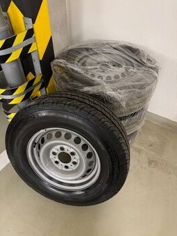 prodej úplně nové sady kol včetně pneu - Mercedes Sprinter
