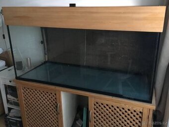 Prodám terarium 400 l
