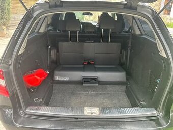 Mercedes E200 2012 rok