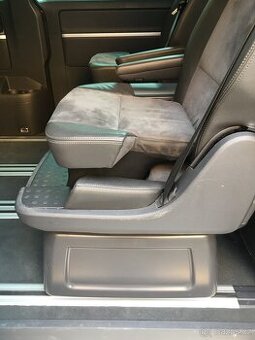 Multivan dětské sedačky alcantara