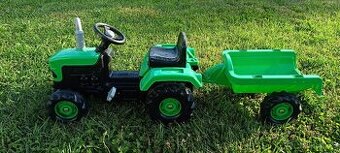 Dětský šlapací traktor