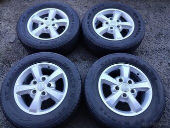 Prodám sadu Orig ALU kol KIA 245/65R17 celoroční