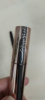 Sada řasenka tužka na oči a kabelka