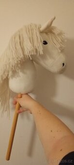 Hobby horse bílý