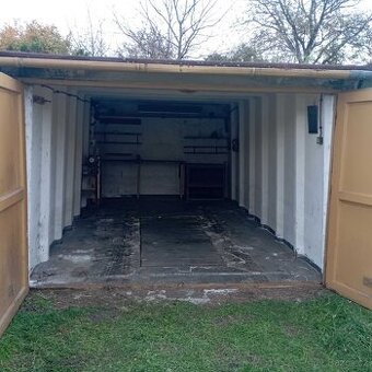 Pronajem garaze v blizkem centru Uh.Hradiste - 1